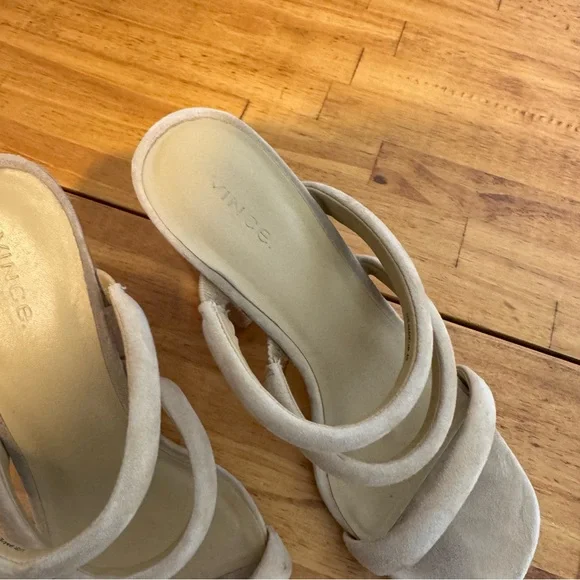 Vince Dara Suede Leather Tan Wooden Heel Mules Sandals Heels Size 9 - Picture 3 of 6
